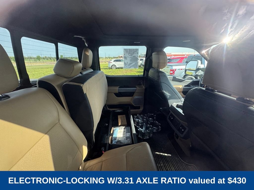 Used 2023 Ford F350 Lariat w/ Lariat Ultimate Package AWD/4WD image 9