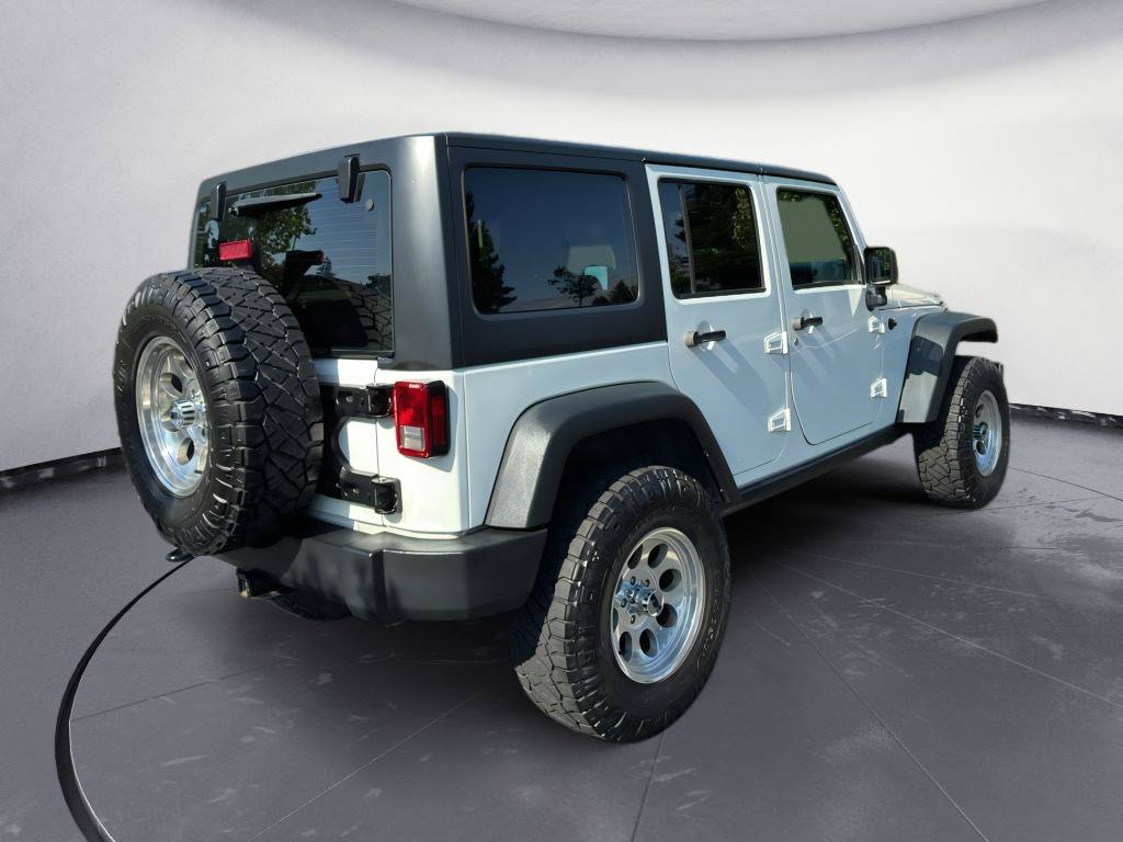 Used 2018 Jeep Wrangler Unlimited Sport w/ Connectivity Group AWD/4WD image 7