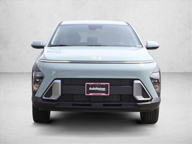 New 2026 Hyundai Kona SE image 2