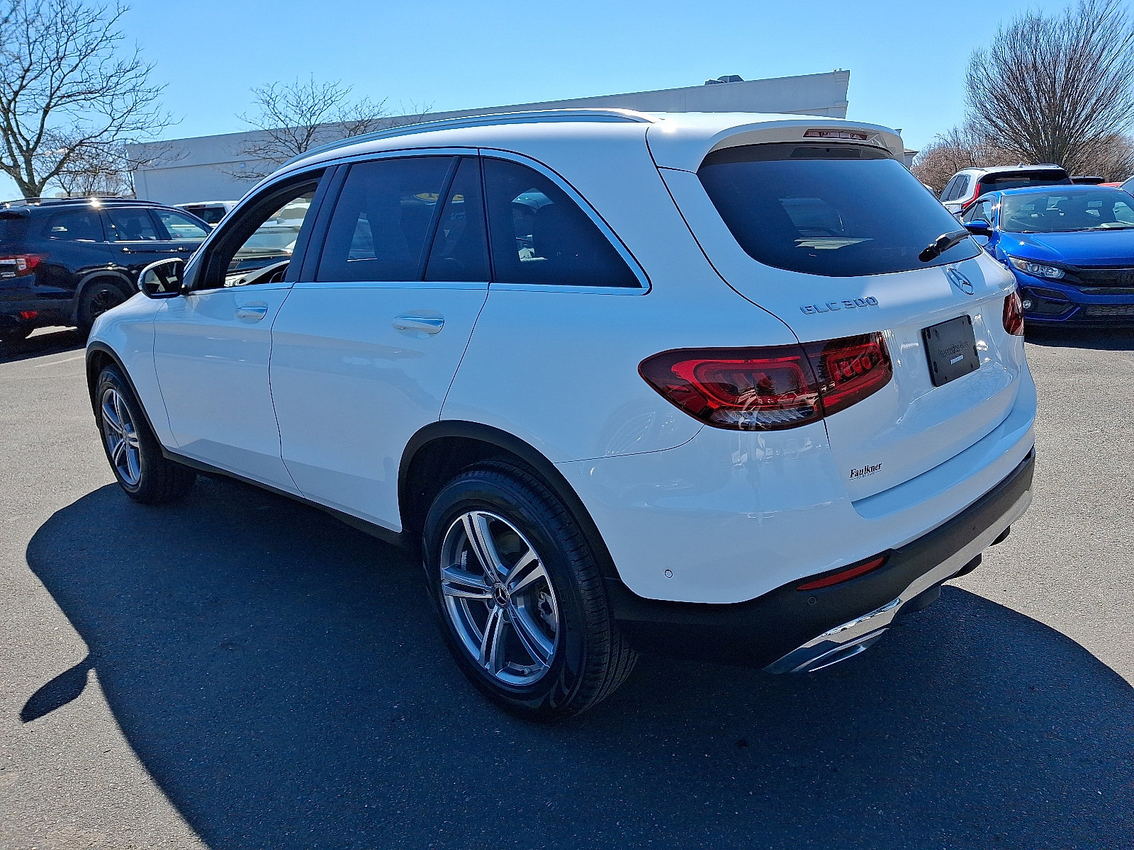 Used 2021 Mercedes-Benz GLC 300 4MATIC image 4