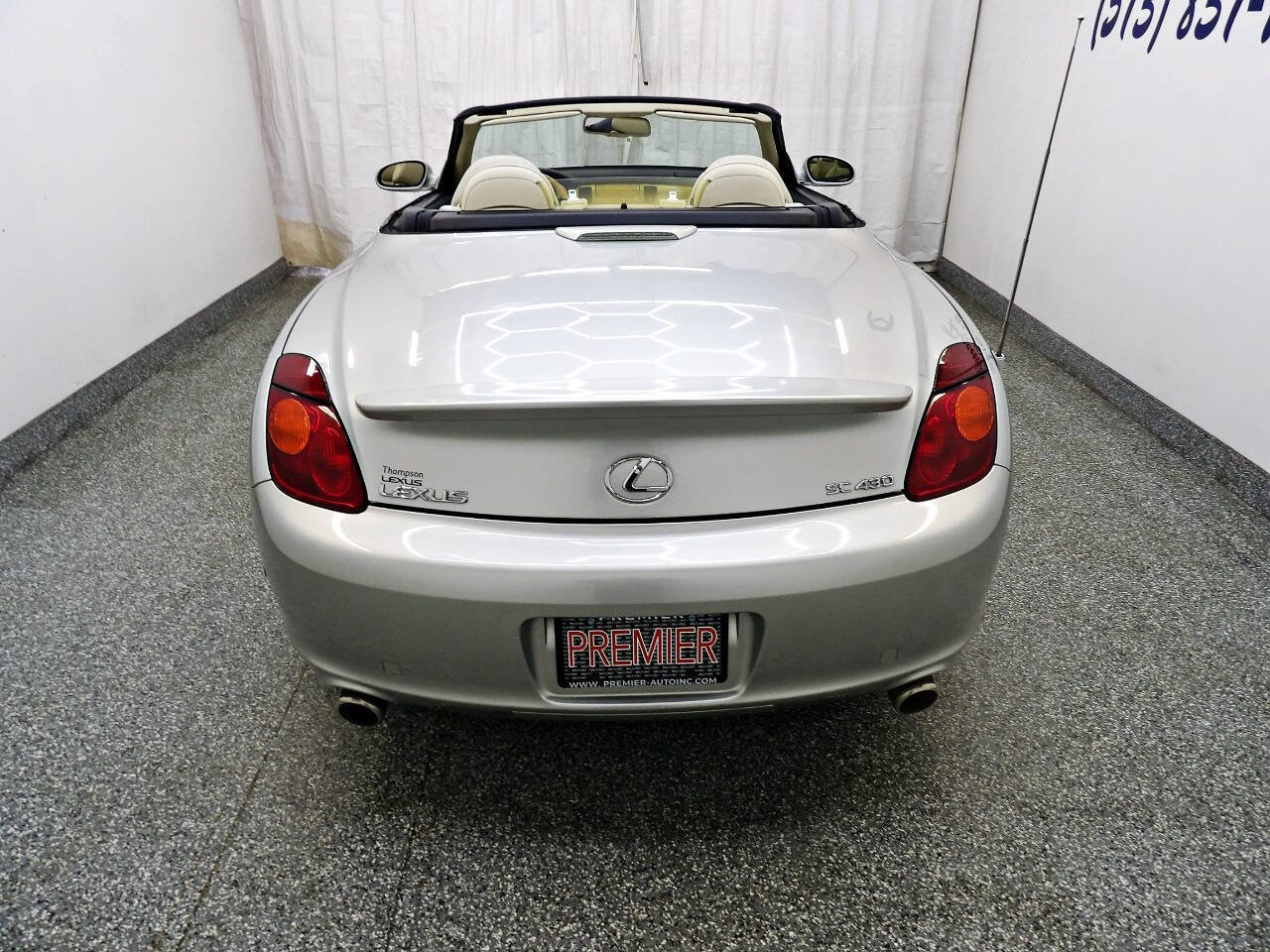 Used 2004 Lexus SC 430 Convertible RWD image 11