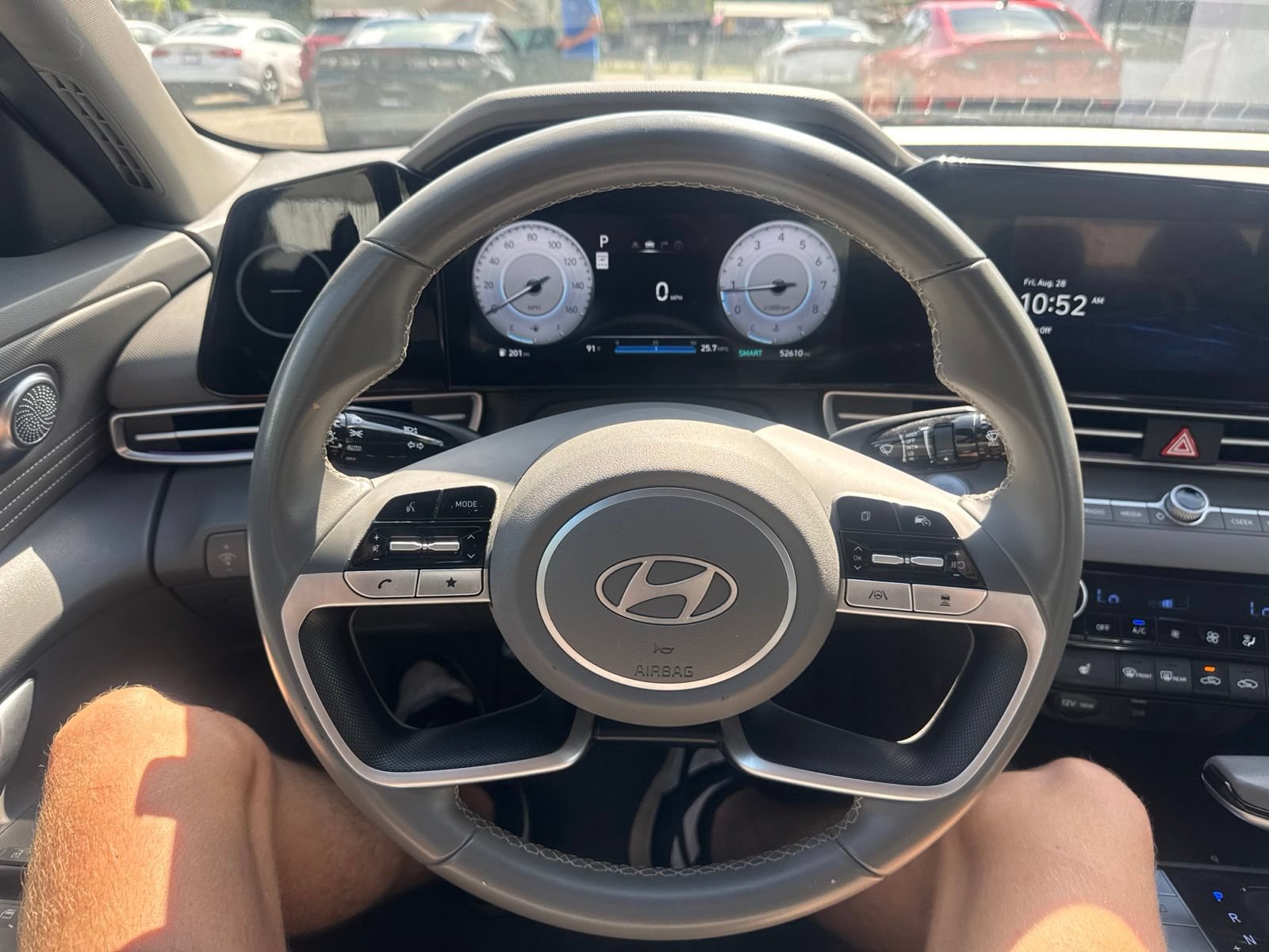 Used 2025 Hyundai Elantra SEL FWD image 26