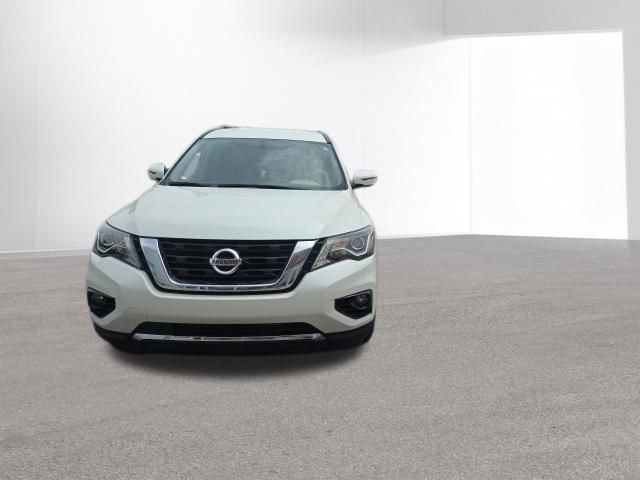 Used 2019 Nissan Pathfinder SV w/ SV Tech Package AWD/4WD image 2