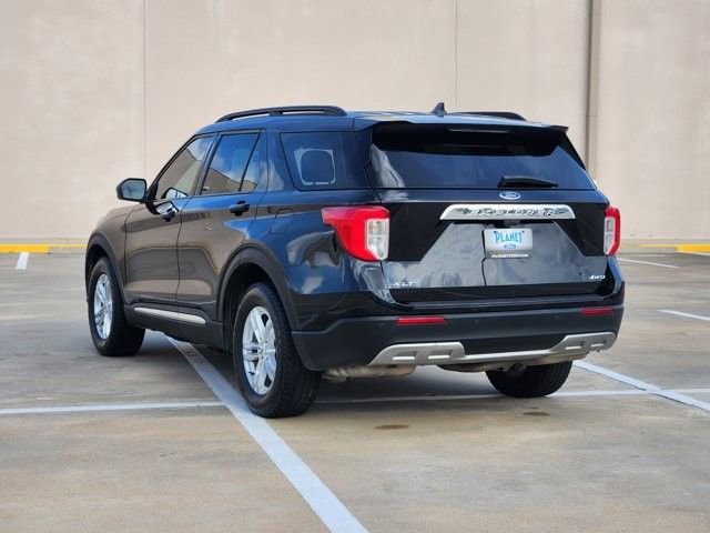 Certified 2023 Ford Explorer XLT w/ Equipment Group 202A AWD/4WD image 7