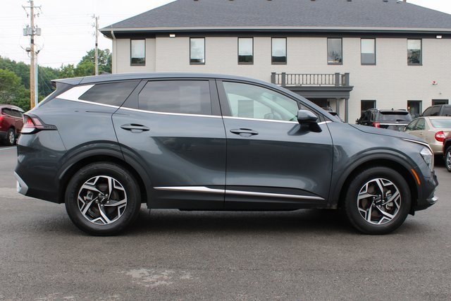 Used 2023 Kia Sportage LX image 6