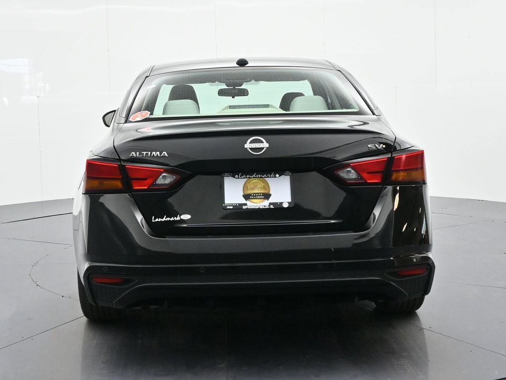 Used 2024 Nissan Altima 2.5 SV image 7