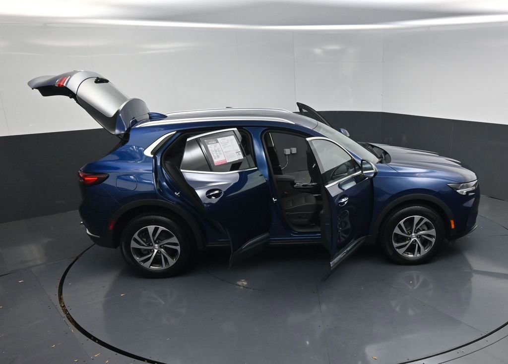 Used 2023 Buick Envision Essence image 25