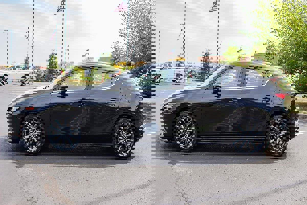 Used 2019 MAZDA MAZDA3 AWD Hatchback image 5