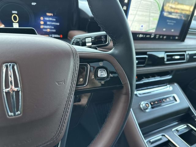 Used 2025 Lincoln Aviator Reserve w/ Illumination Package AWD/4WD image 39