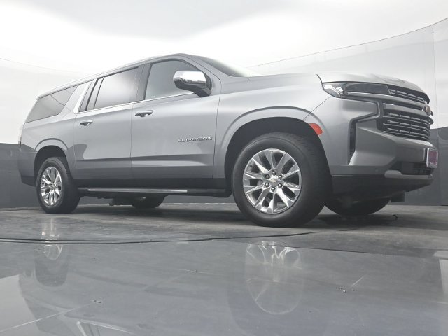 Used 2023 Chevrolet Suburban Premier AWD/4WD image 27