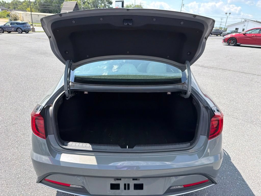 Used 2022 Hyundai Sonata SE FWD image 16