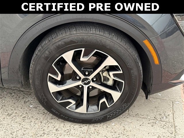 Used 2025 Kia Sportage EX w/ Premium Package image 7