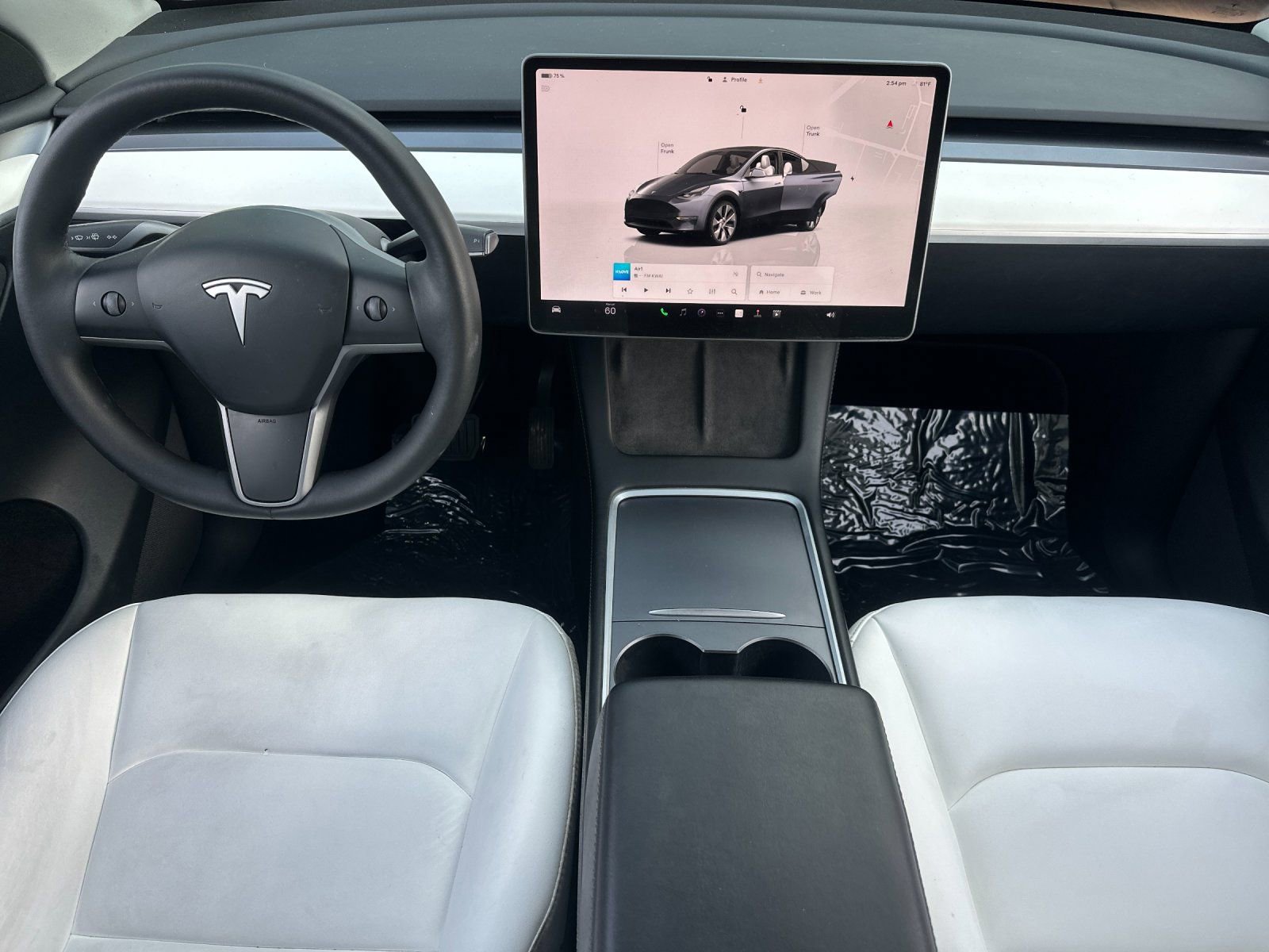 Used 2023 Tesla Model Y Long Range image 13