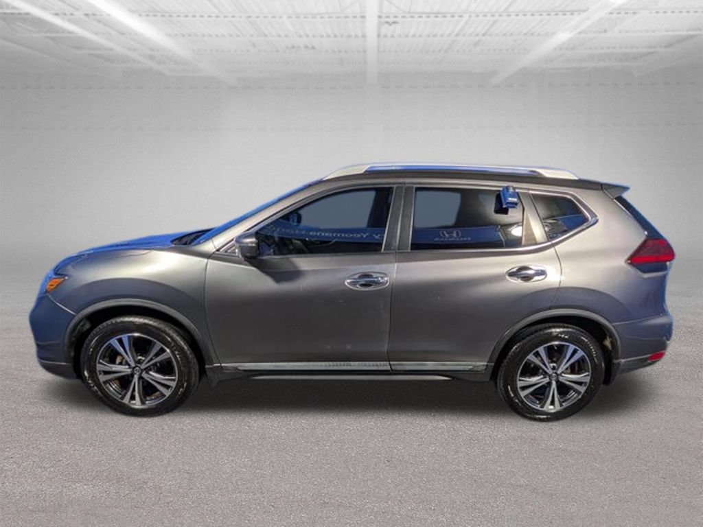 Used 2017 Nissan Rogue SL w/ SL Premium Package FWD image 8