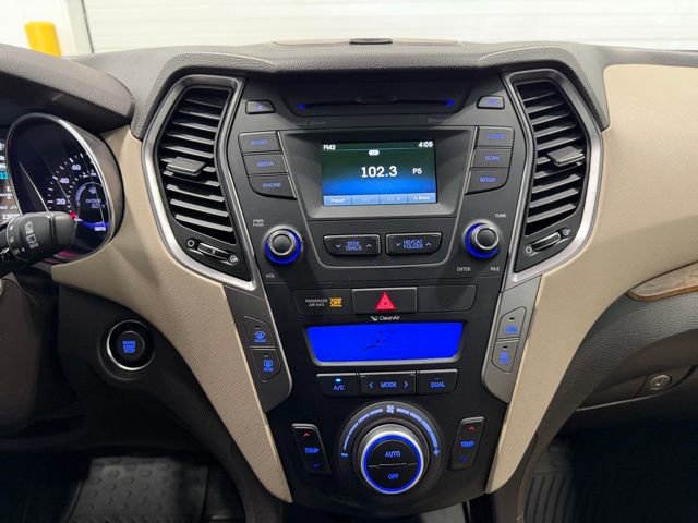 Used 2016 Hyundai Santa Fe SE w/ Option Group 02 AWD/4WD image 15