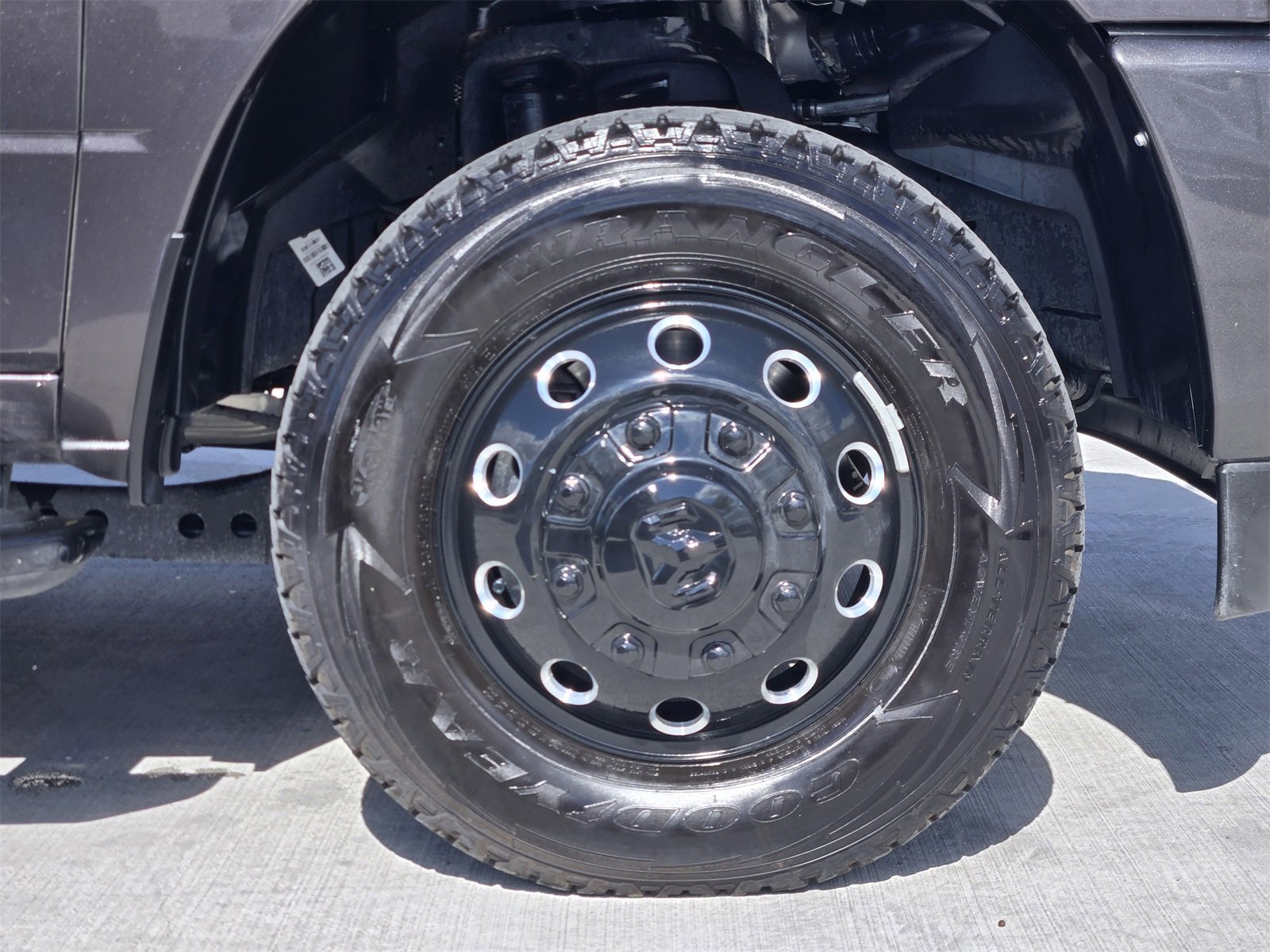 Used 2025 RAM 3500 Laramie image 10