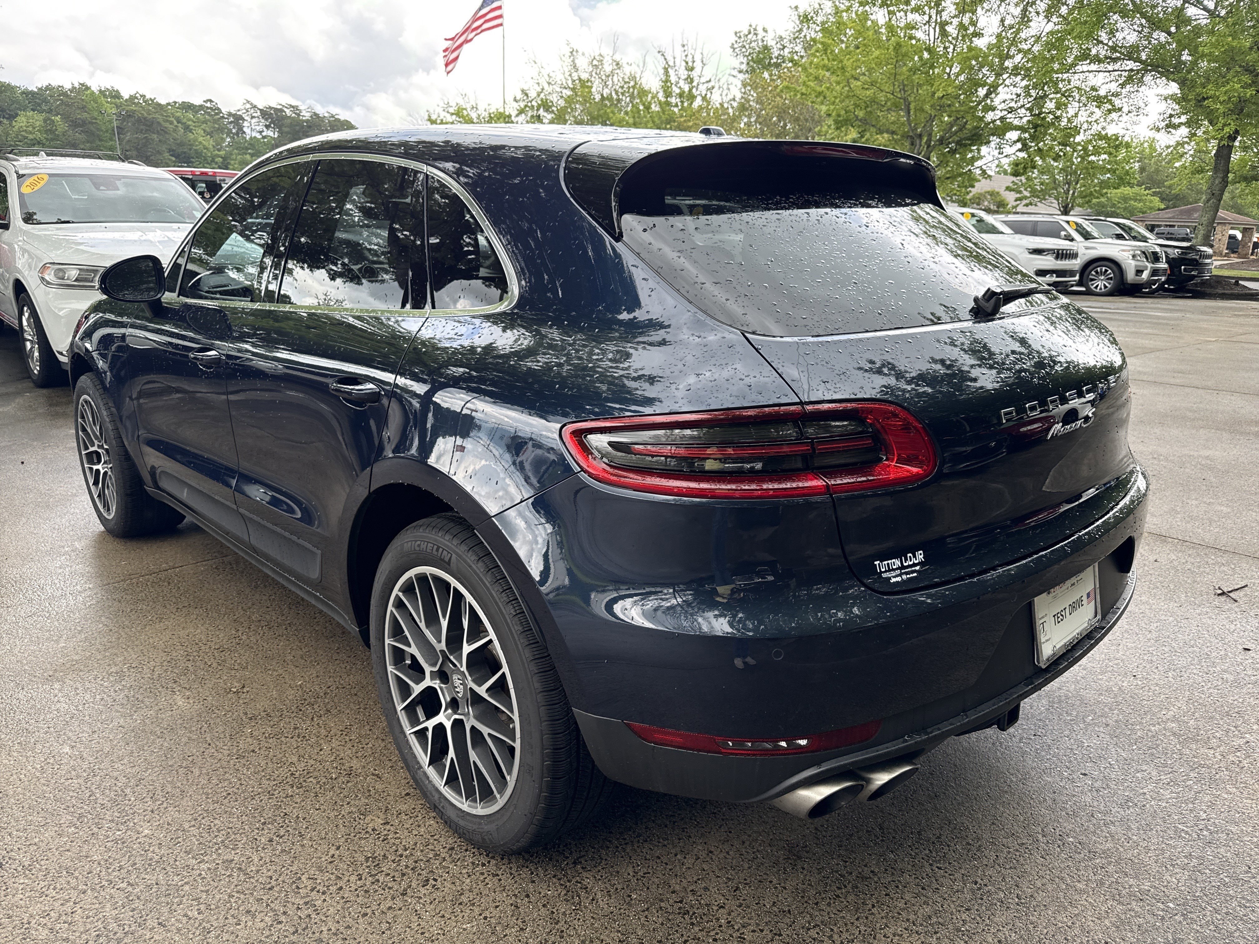 Used 2017 Porsche Macan S AWD/4WD image 5