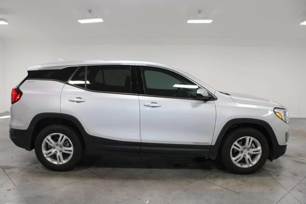 Used 2018 GMC Terrain SLE FWD image 11