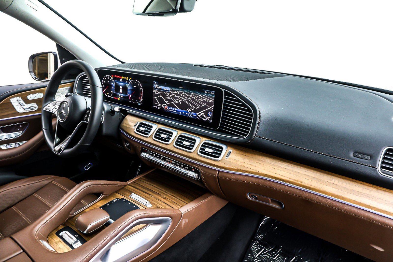 Certified 2024 Mercedes-Benz GLS 450 4MATIC image 18