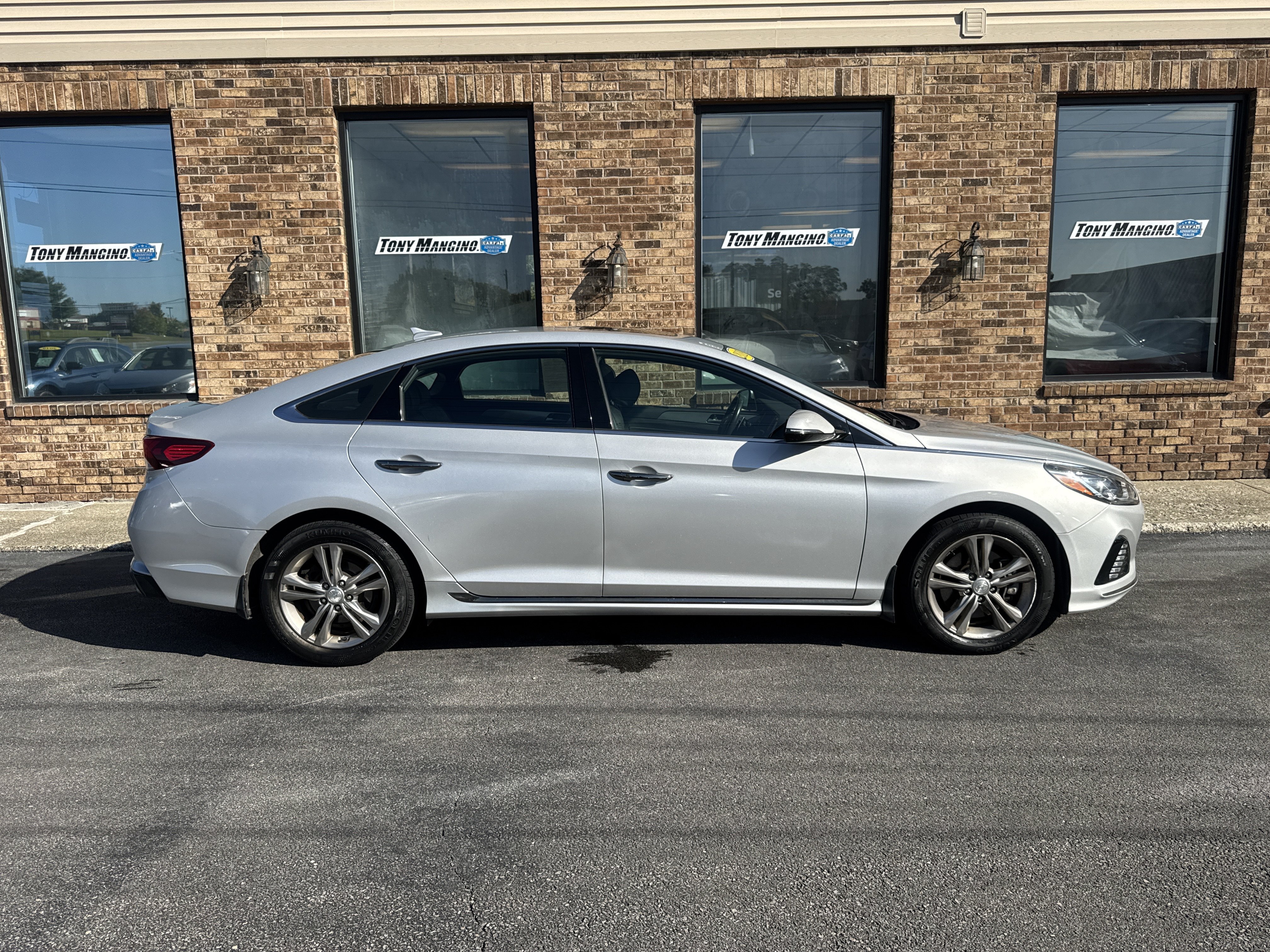 Used 2019 Hyundai Sonata Sport w/ Tech Package 03 FWD image 7