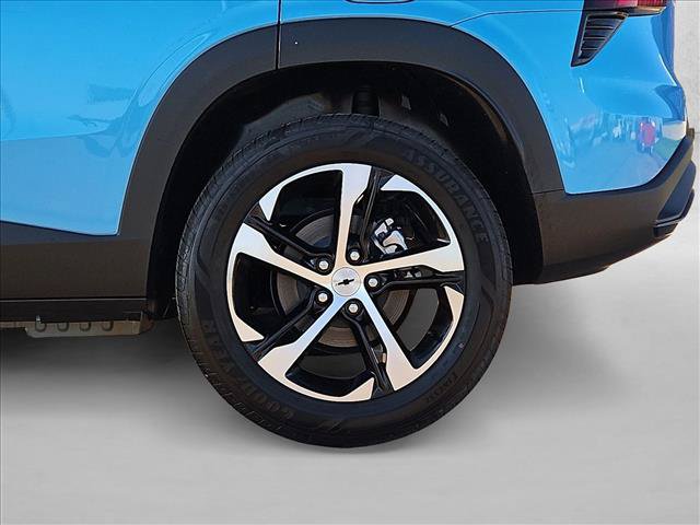 New 2026 Chevrolet Trax RS w/ Sunroof Package FWD image 10