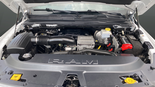 Used 2022 RAM 1500 Limited w/ Body Color Bumper Group AWD/4WD image 27