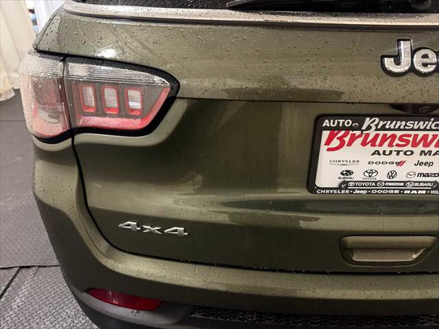 Certified 2021 Jeep Compass Latitude image 17