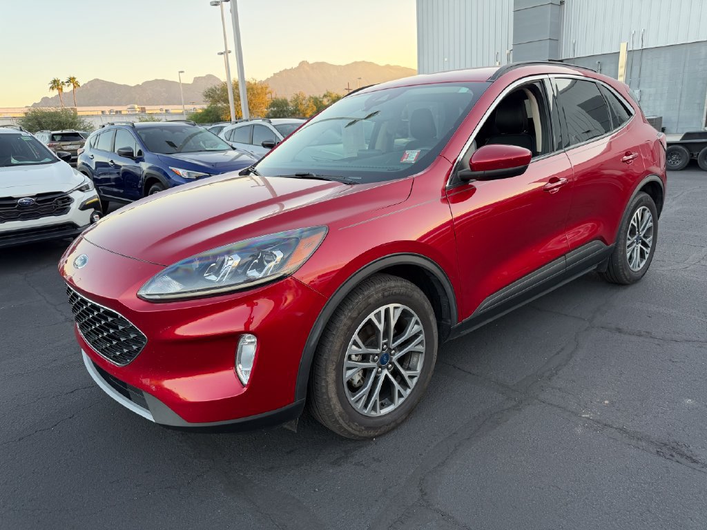 Used 2020 Ford Escape SEL FWD image 3