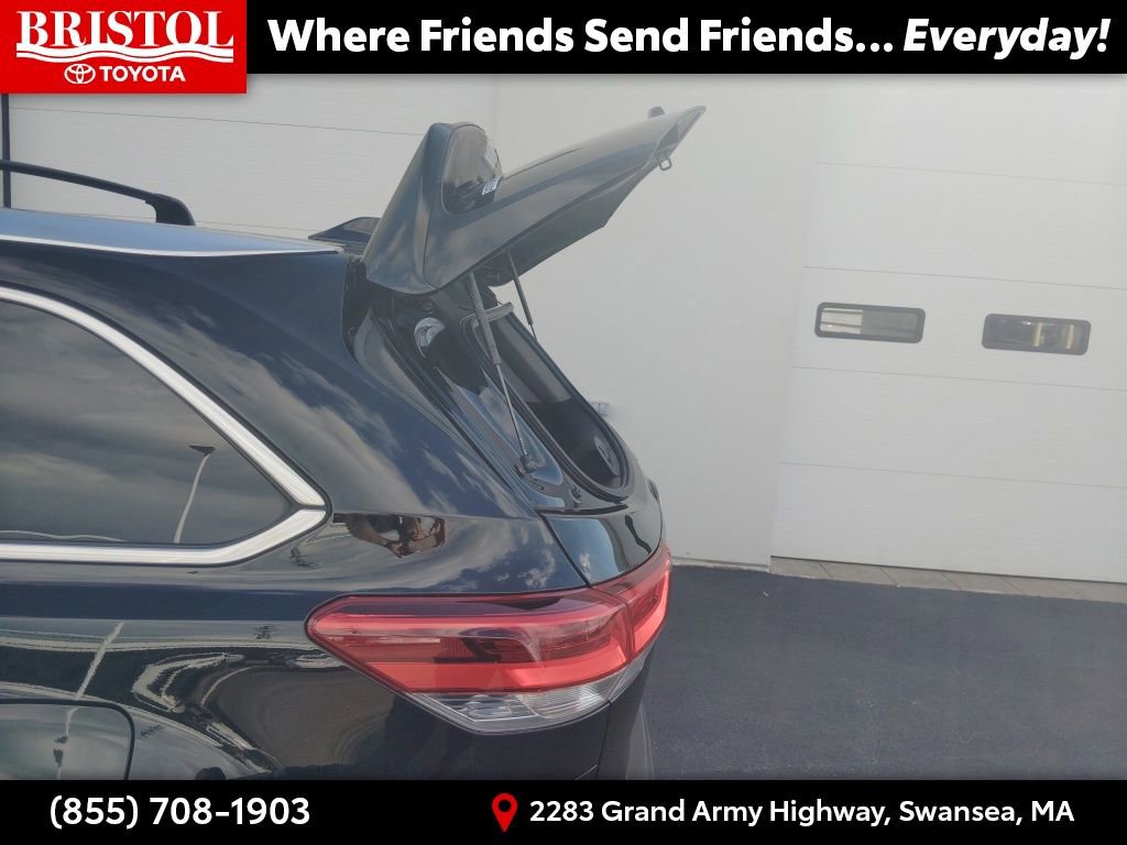 Used 2018 Toyota Highlander XLE AWD/4WD image 34