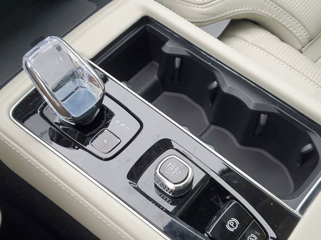 New 2026 Volvo XC90 B6 Ultra w/ Protection Package image 18