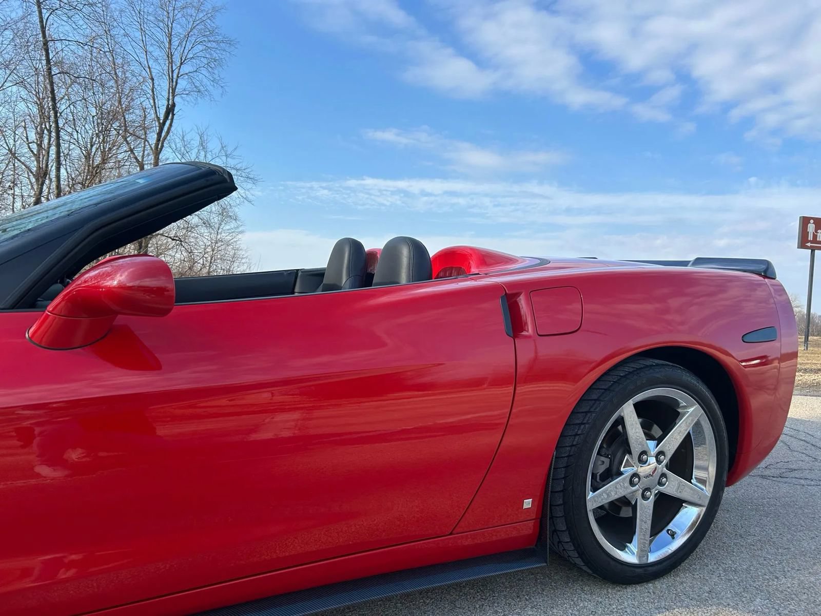 Used 2008 Chevrolet Corvette Convertible RWD image 11