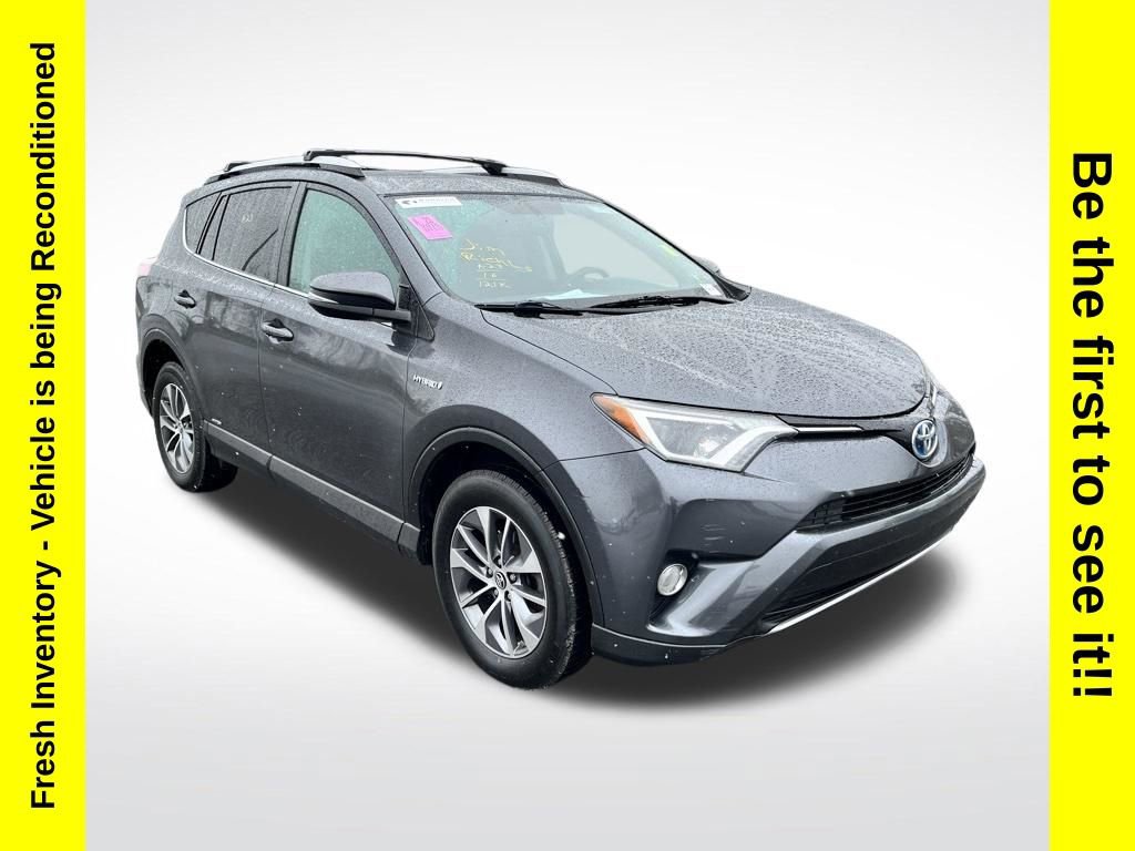 Used 2016 Toyota RAV4 XLE AWD/4WD image 7
