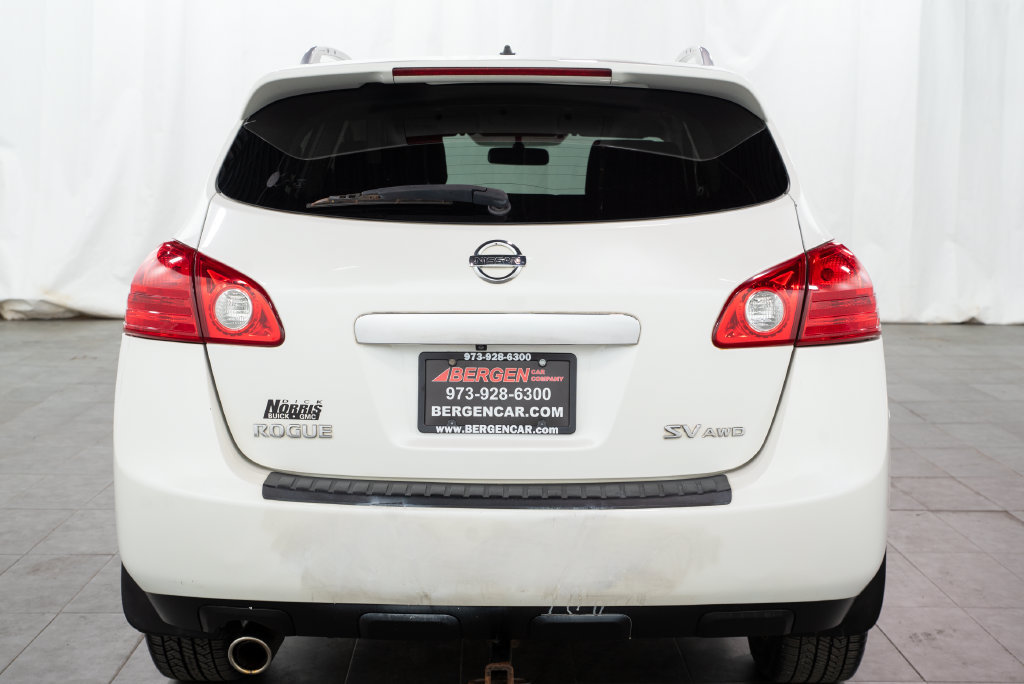 Used 2012 Nissan Rogue SV AWD/4WD image 9