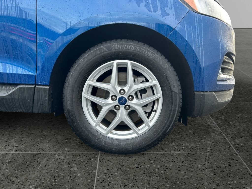 Used 2022 Ford Edge SEL w/ Cargo Accessory Package image 9
