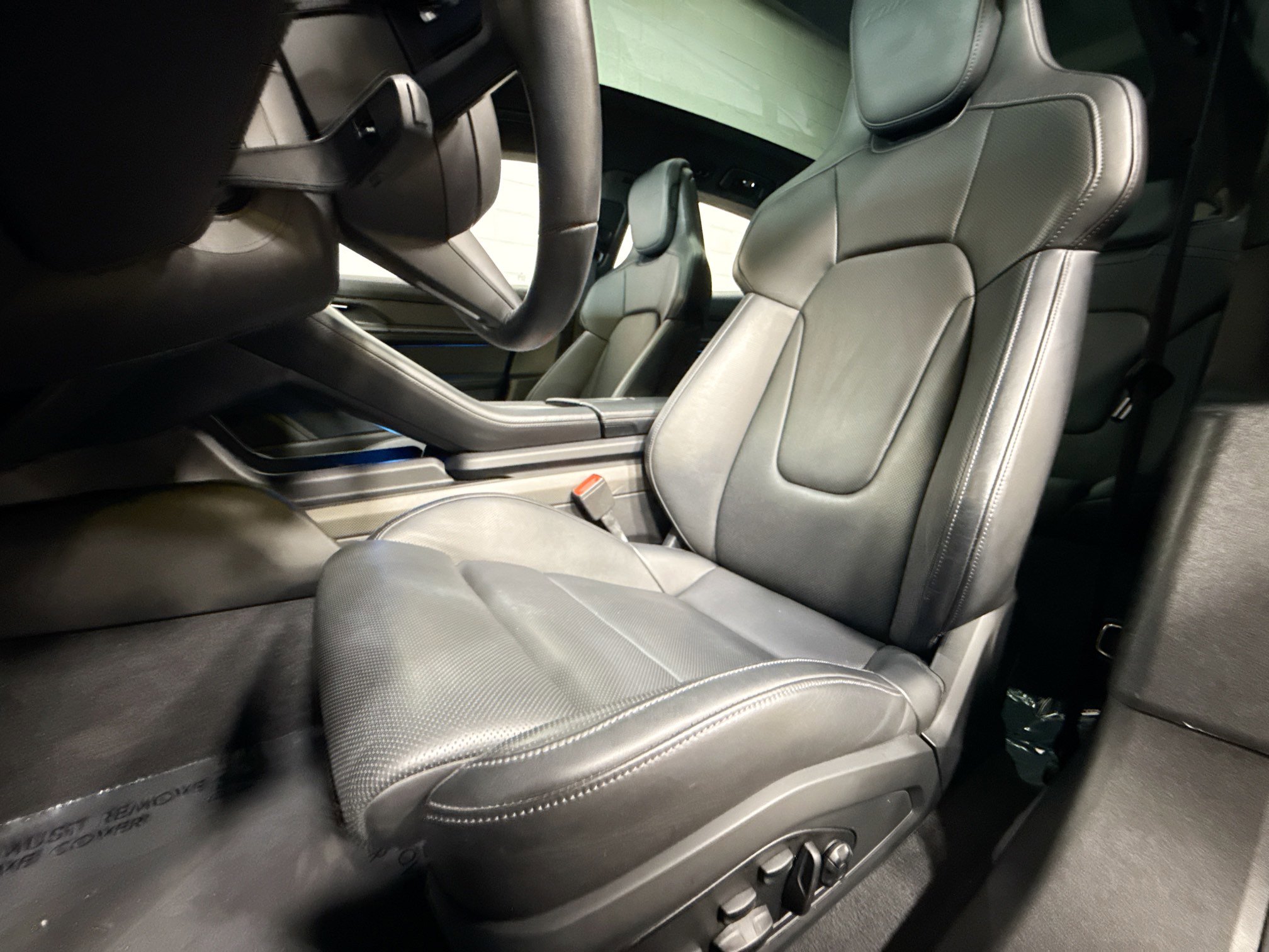 Certified 2022 Porsche Taycan Turbo S image 5