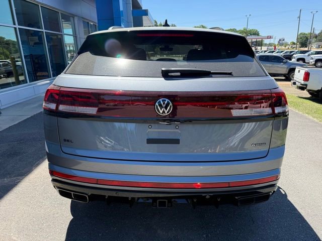 Used 2025 Volkswagen Atlas Cross Sport SEL R-Line AWD/4WD image 6