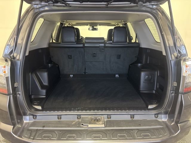 Used 2019 Toyota 4Runner SR5 Premium AWD/4WD image 9
