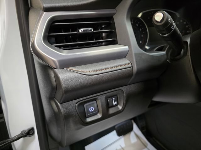 Used 2022 GMC Acadia AT4 w/ Trailering Package AWD/4WD image 19