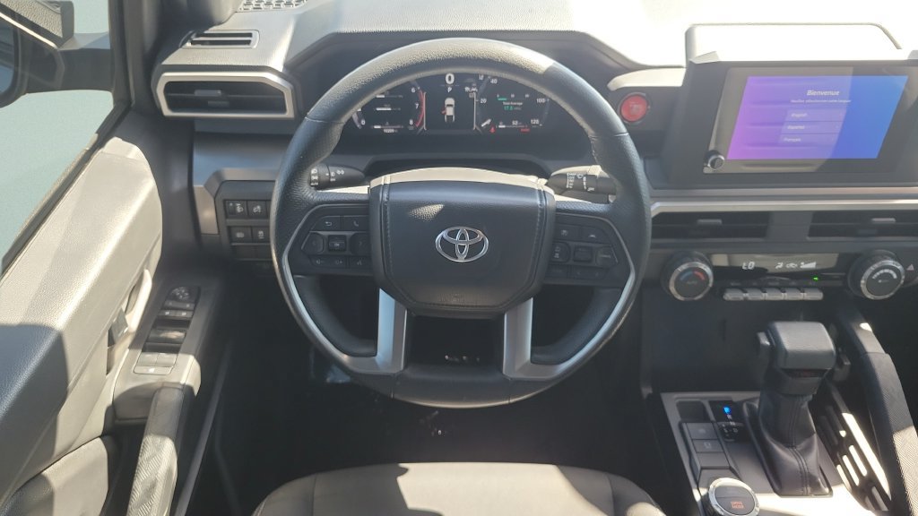 Used 2025 Toyota Tacoma TRD Sport RWD image 11