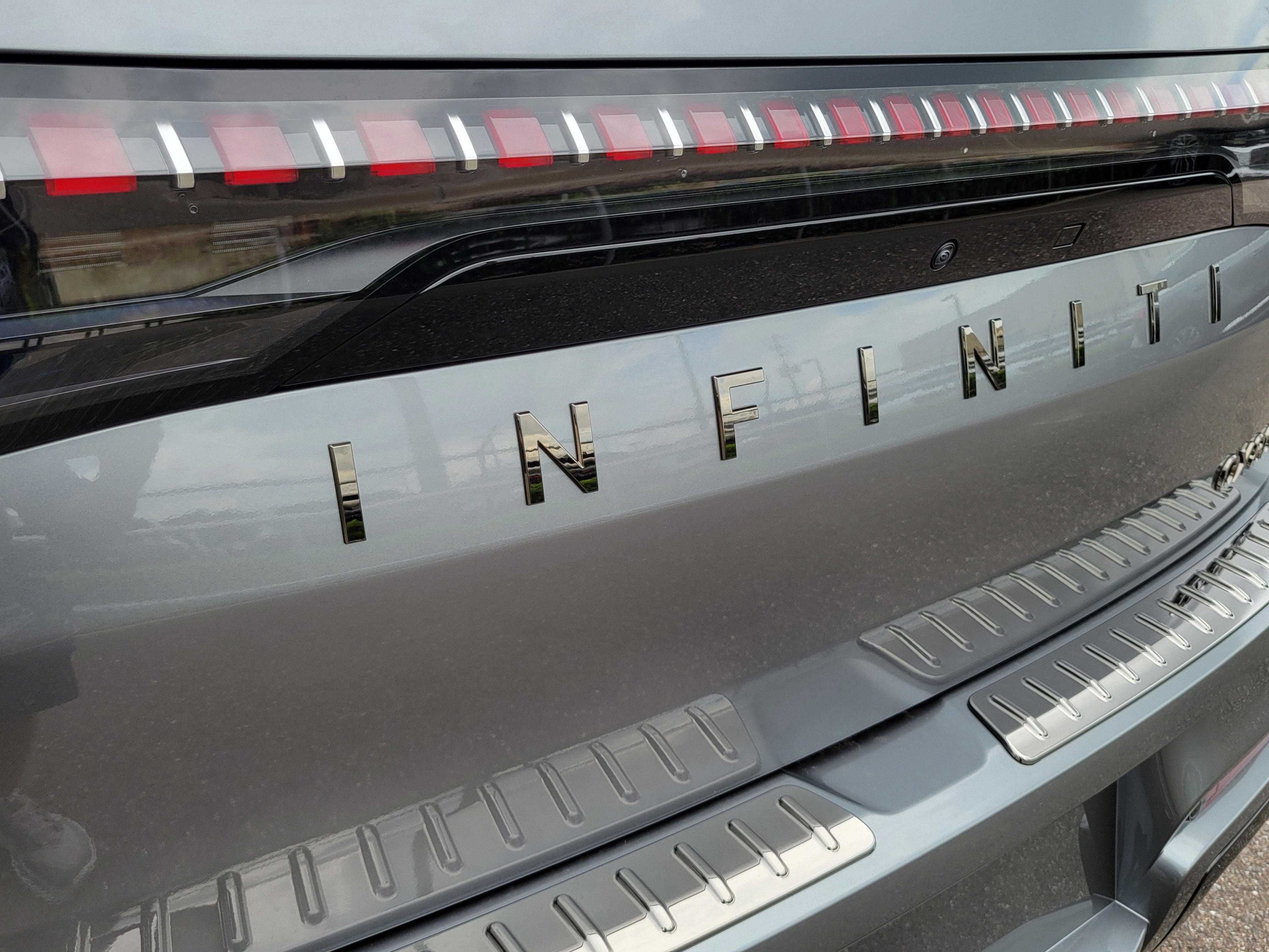 New 2026 INFINITI QX80 4WD image 6