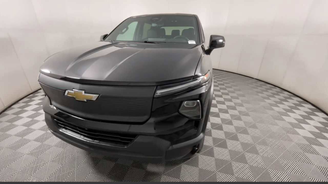 New 2024 Chevrolet Silverado EV W/T image 6