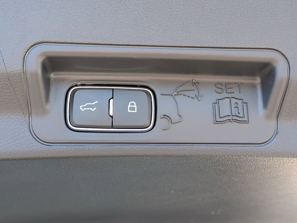 New 2026 Ford Explorer Platinum RWD image 14