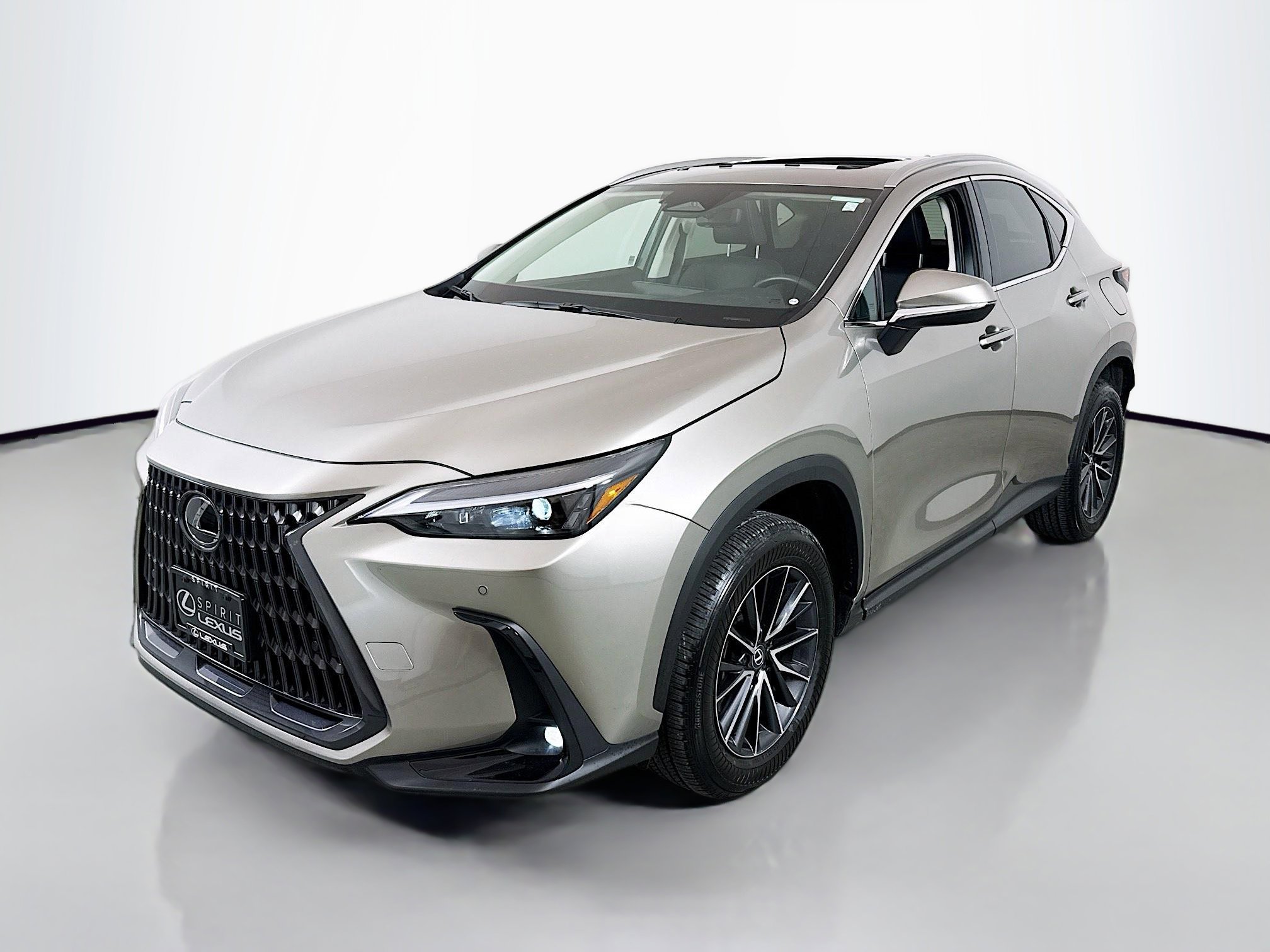 Used 2024 Lexus NX 350 AWD image 3