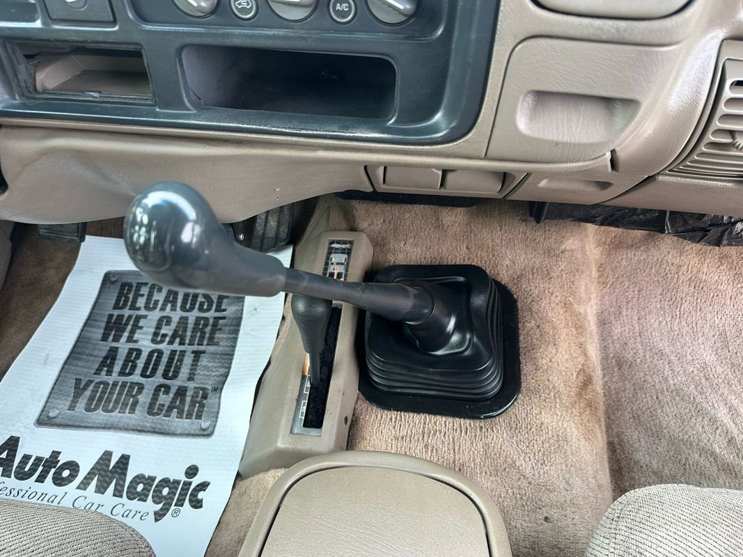 Used 1997 GMC Sierra 1500 4x4 Extended Cab w/ Marketing Option Pkg 3 image 20