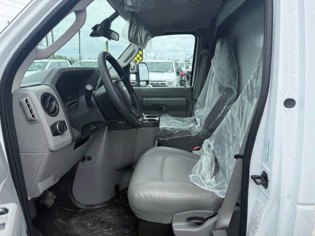 New 2027 Ford E-450 and Econoline 450 Super Duty w/ Power Equipment Group RWD image 11