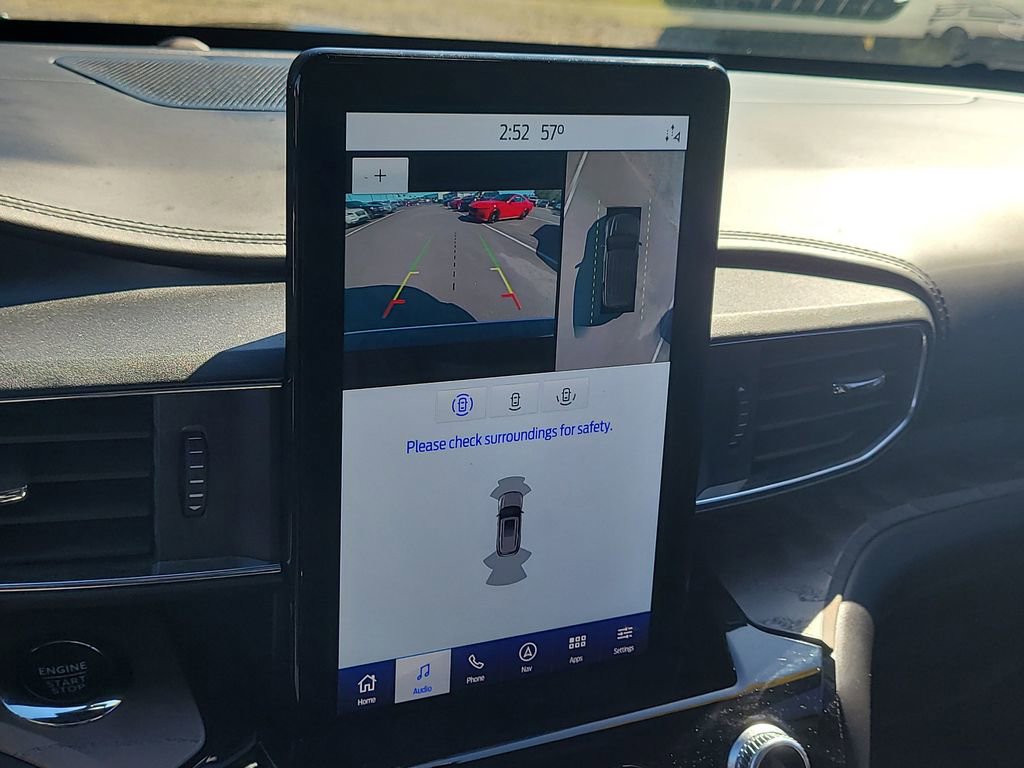 Certified 2022 Ford Explorer Platinum w/ Equipment Group 601A AWD/4WD image 26