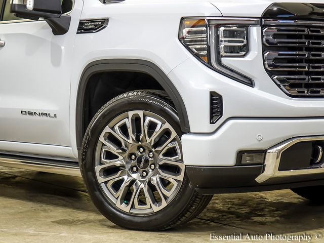 Used 2026 GMC Sierra 1500 Denali Ultimate image 3