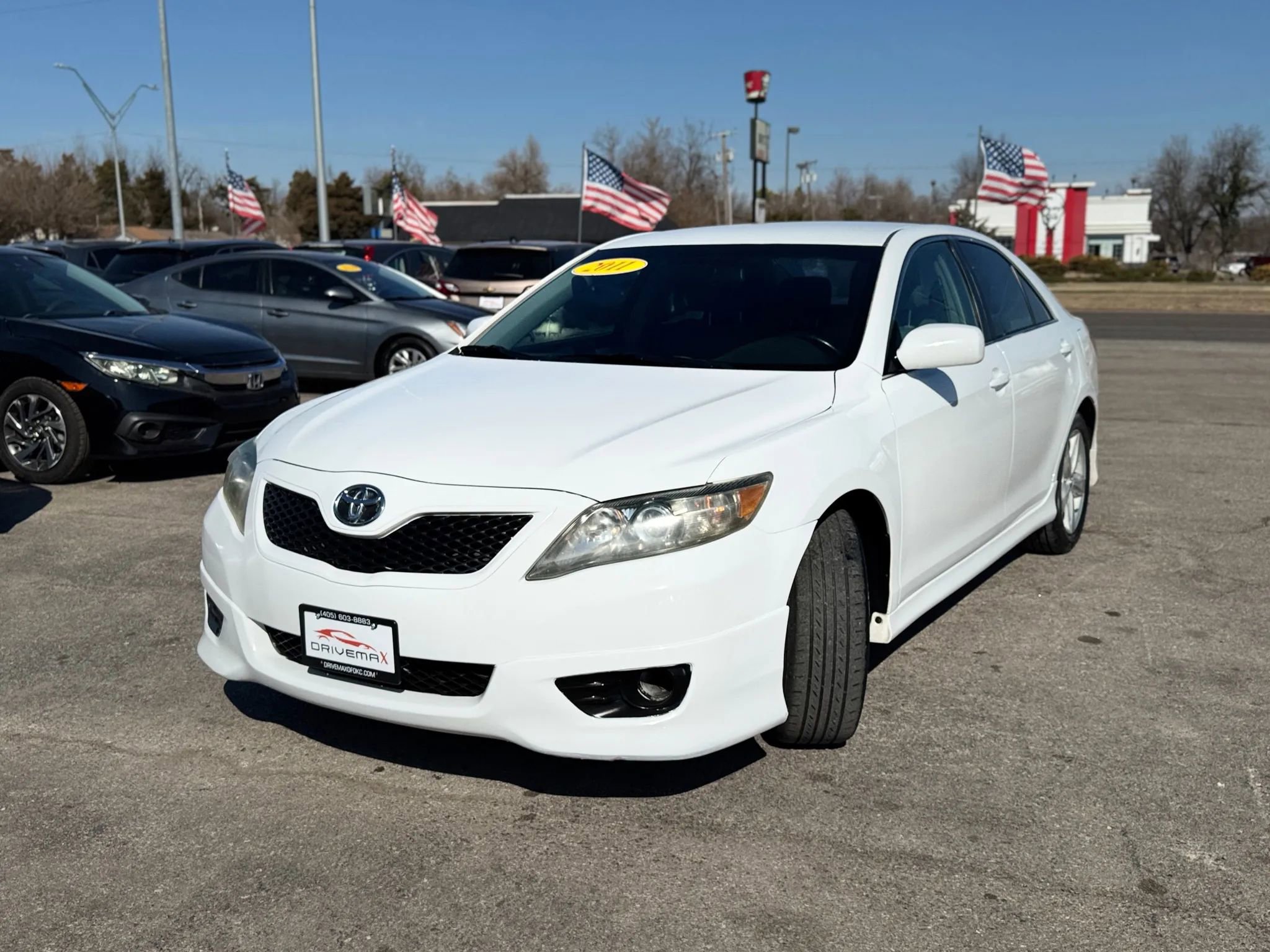 Used 2011 Toyota Camry SE w/ Fleet Convenience Pkg FWD image 7