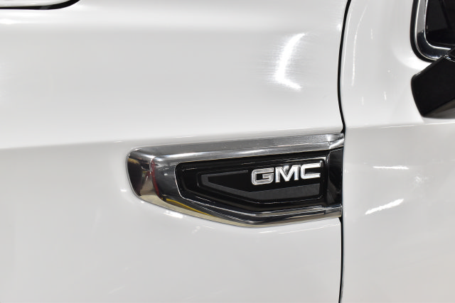 Used 2021 GMC Yukon XL SLT w/ SLT Premium Package AWD/4WD image 41