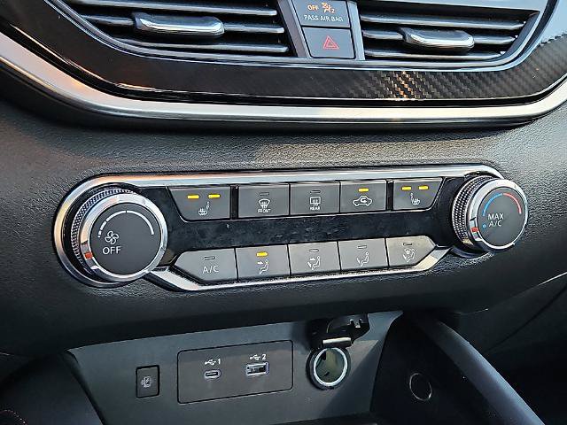 Certified 2023 Nissan Altima 2.5 SR w/ SR Premium Package FWD image 18